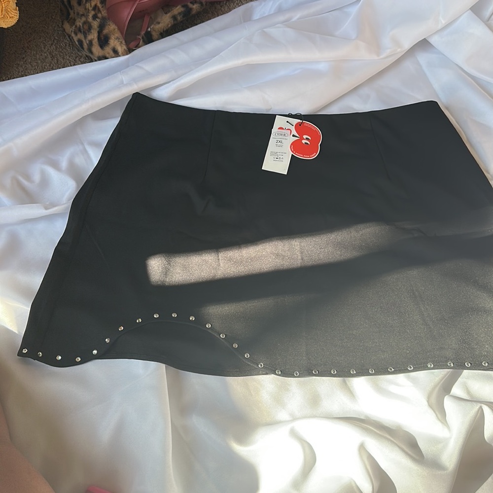 Black skirt